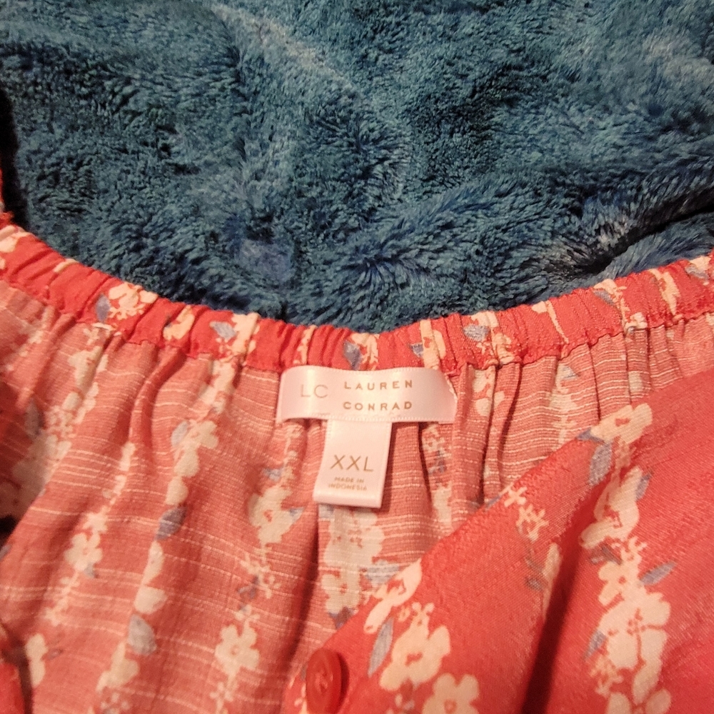 Lauren Conrad blouse